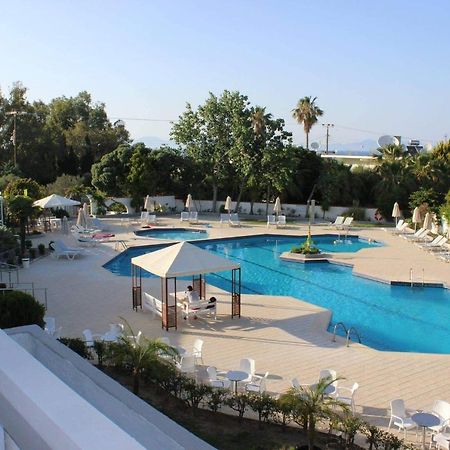 Happy Days Hotel, Adults Only Теологос Экстерьер фото