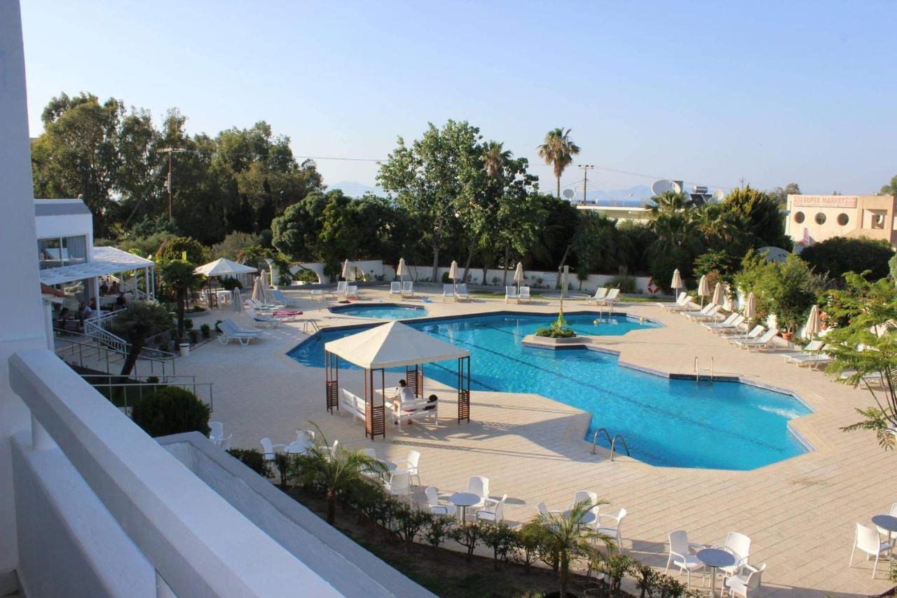 Happy Days Hotel, Adults Only Теологос Экстерьер фото