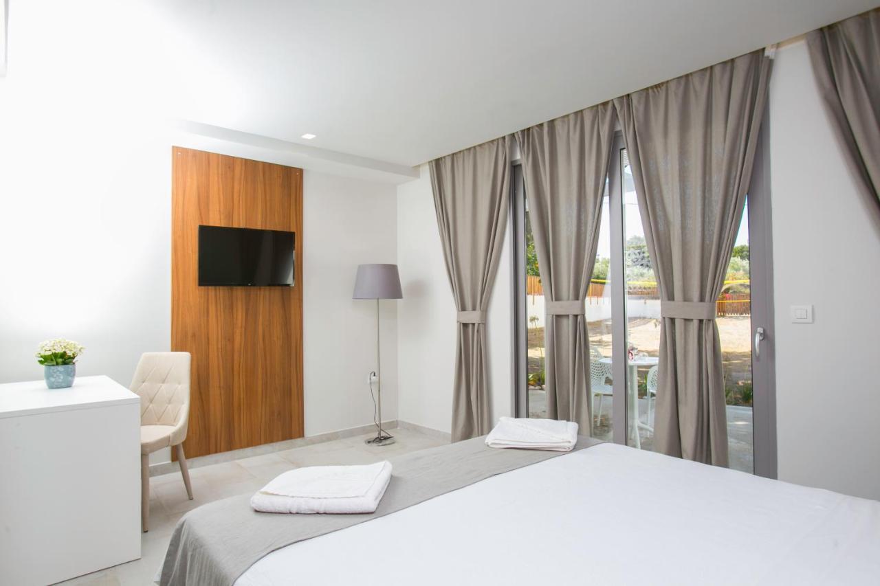 Happy Days Hotel, Adults Only Теологос Экстерьер фото