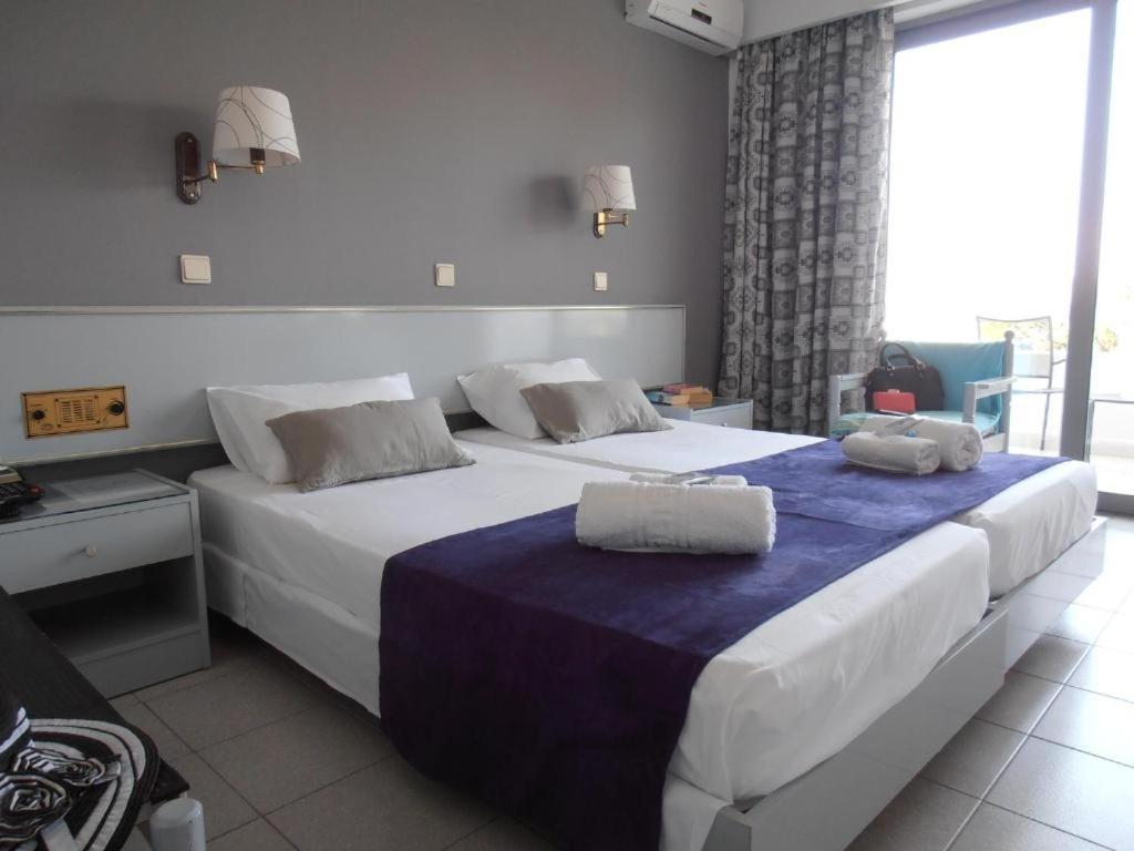 Happy Days Hotel, Adults Only Теологос Экстерьер фото